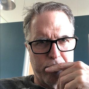 Meet your Posher, Jayjay